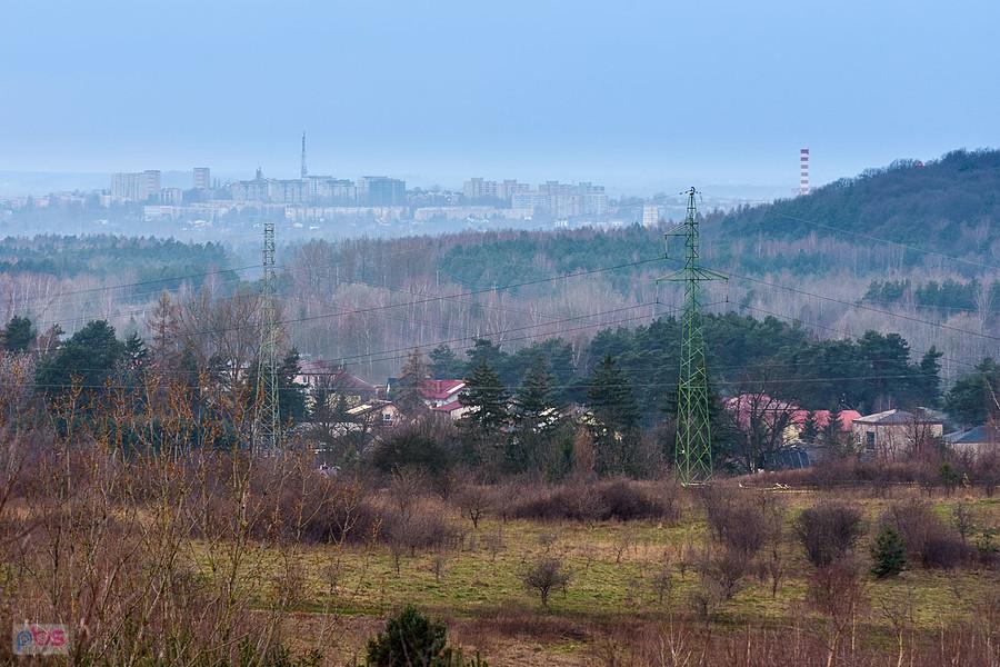 Widok w kierunku Częstochowy ze wzgórza w Kusiętach