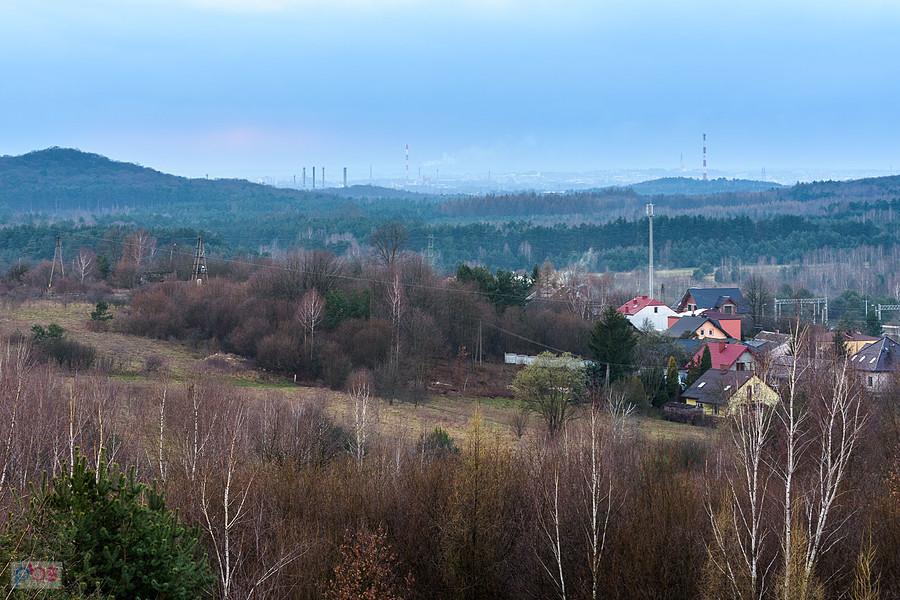 Widok w kierunku Częstochowy ze wzgórza w Kusiętach