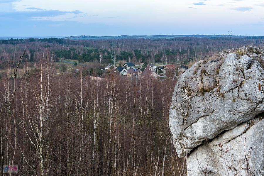 Widok w kierunku północnym ze wzgórza w Kusiętach