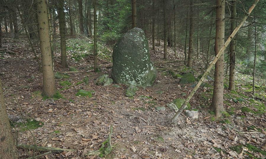 Głaz na miejscu katastrofy lotniczej