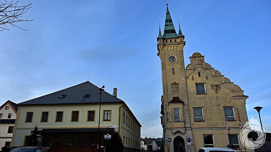 okolice mini-ryneczku w Brannej