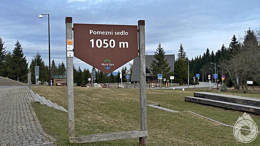 Pomezni sedlo/Przełęcz Okraj