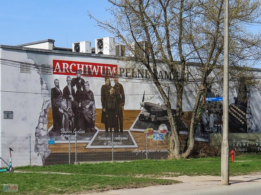 Mural na ścianie IPN-u