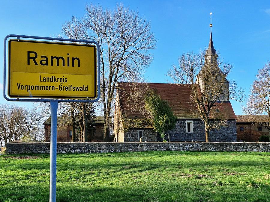 Dorfkirche Ramin