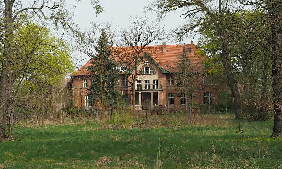 Pałac w Krasnym Dłusku