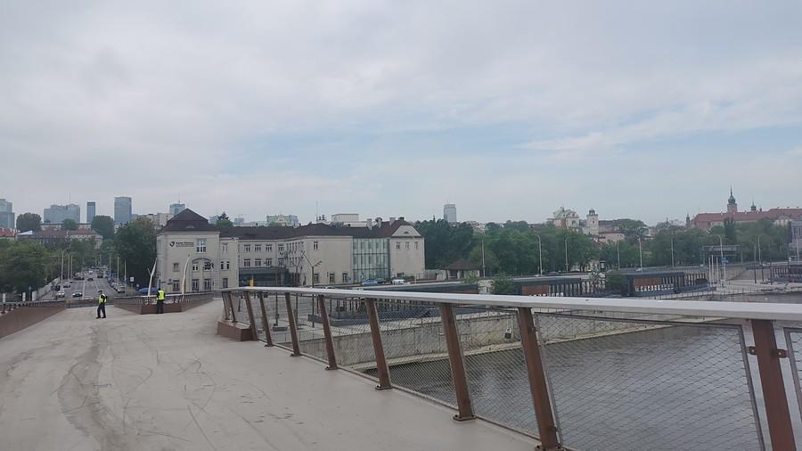 Policyjna ochrona kładki