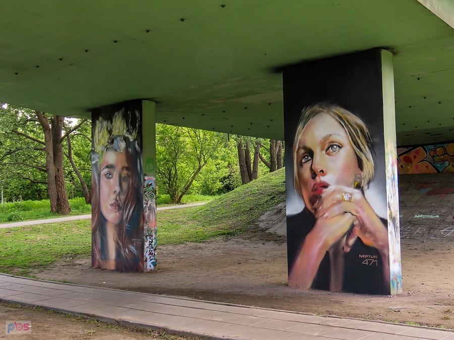Jeszcze dwie dziewczyny