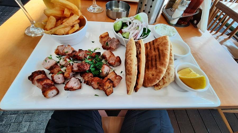 Pyszne souvlaki.