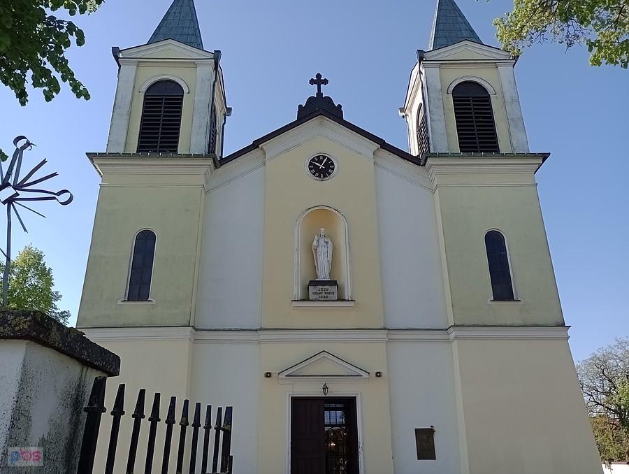 Kontrola czasu. Była 8.23