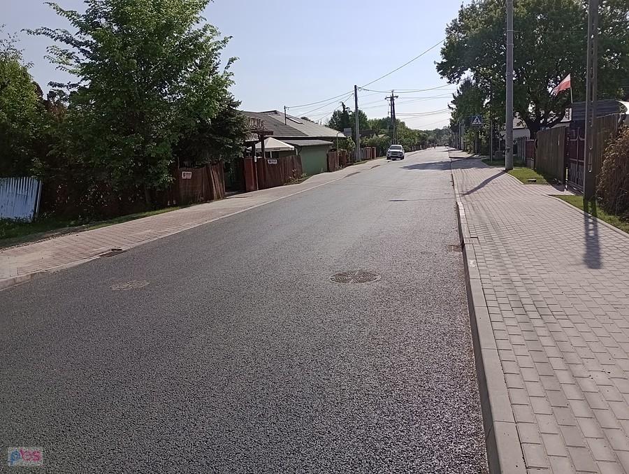 Nowa nawierzchnia na części Andersa, dalej brakuje jeszcze jednej warstwy asfaltu