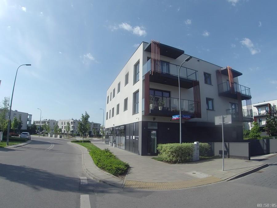 Stegny róg ulic Ukryty Raj i Zapach Bzu