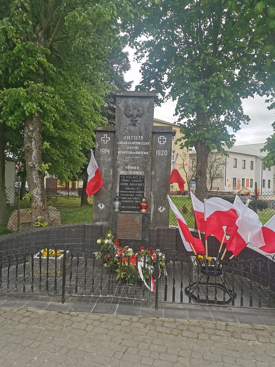 Pamięci poległych obywateli gminy Rudzienko z lat 1914-1920 - Dobre