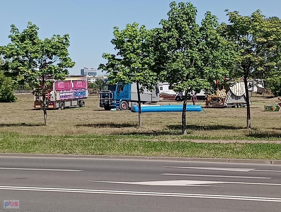 Zwijają już wesołe miasteczko