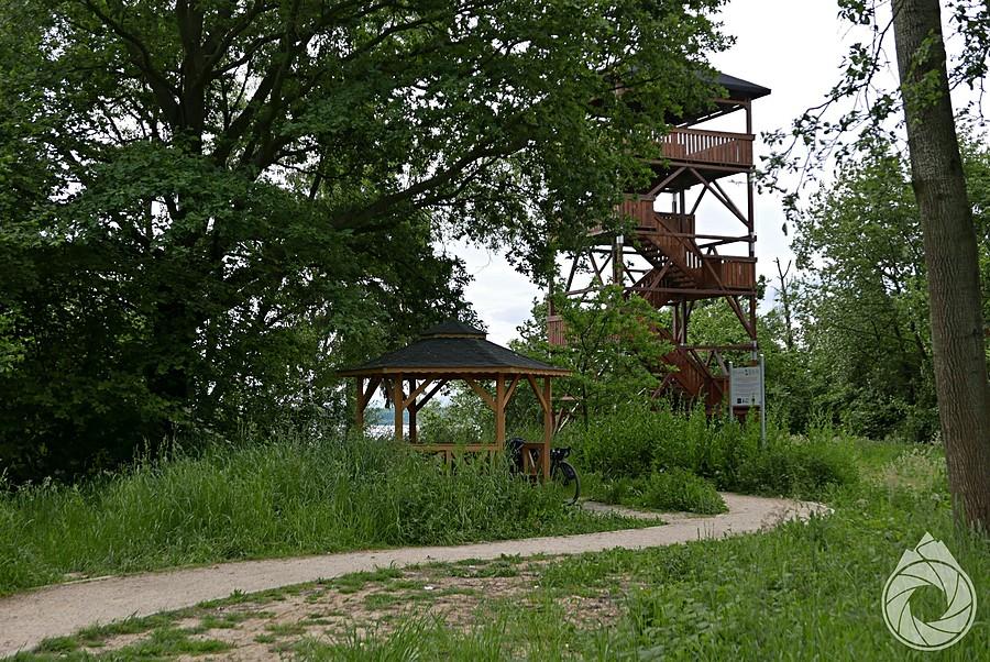 wiatka przy wieży widokowej w Wiśle Małej