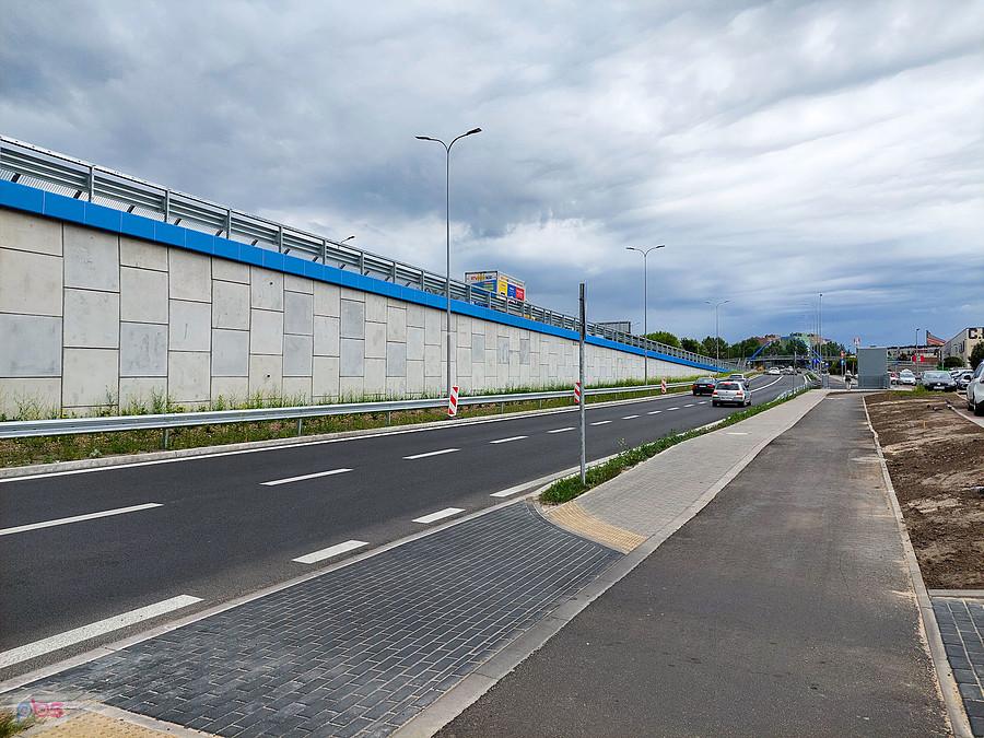 Częstochowa - nowa DDR wzdłuż DK 91, obok Estakady.