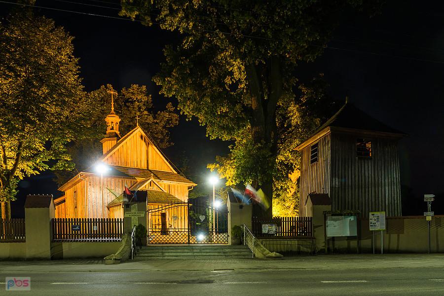 Drewniany kościół Świętego Idziego w Zrębicach z 1789 roku.