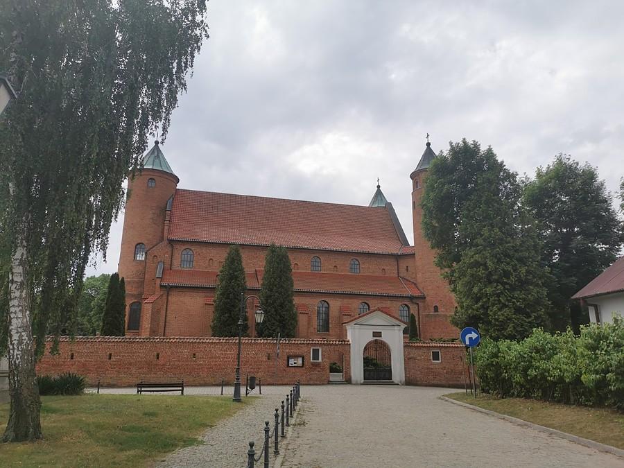 Kościół w Brochowie5