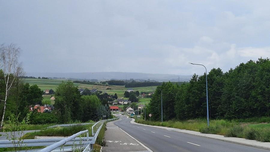 Prosto w deszcz.