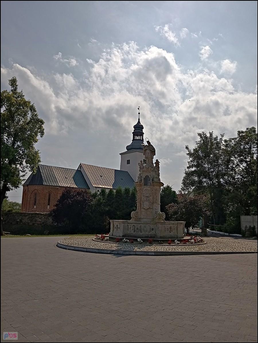 Św . Jan Nepomucen w Tyńcu nad Ślęzą