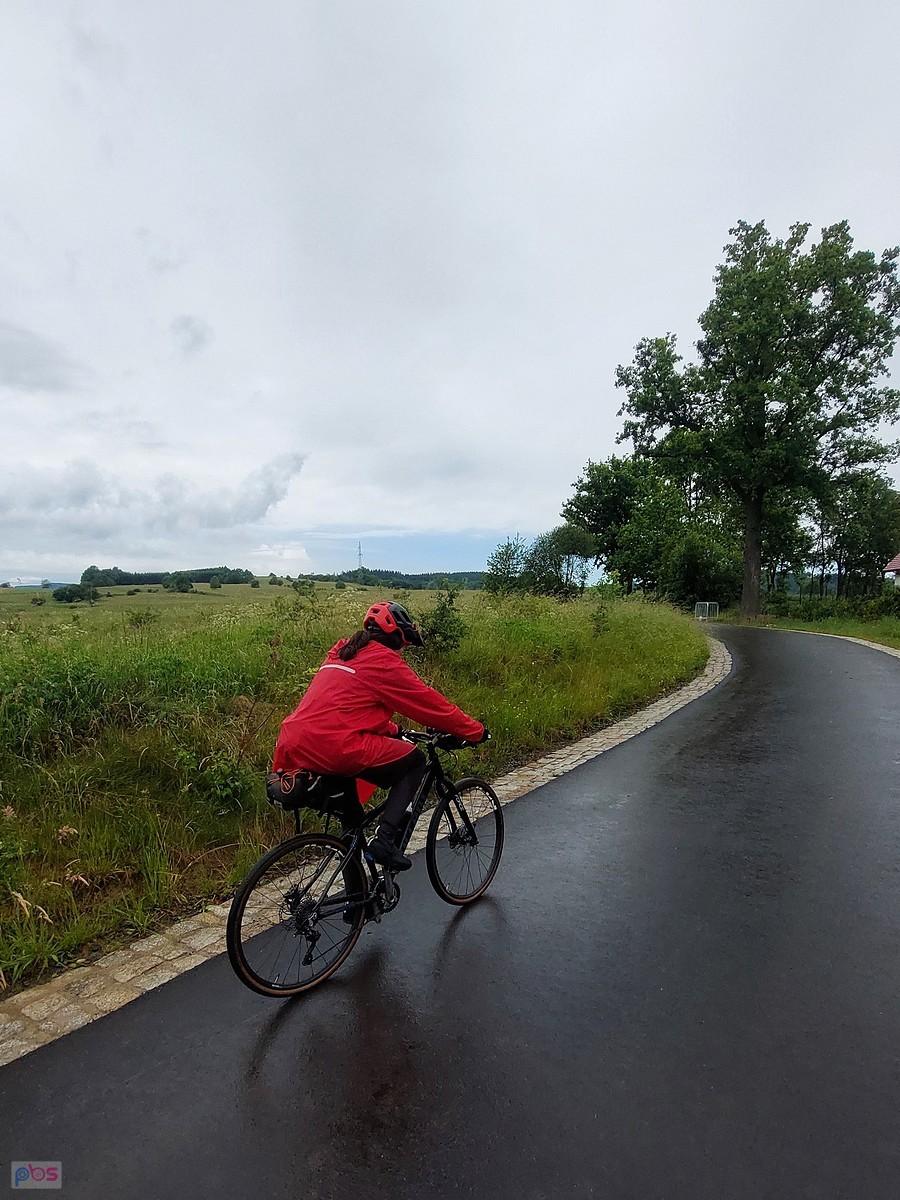 Na drodze, kawałek za Kamienną Górą