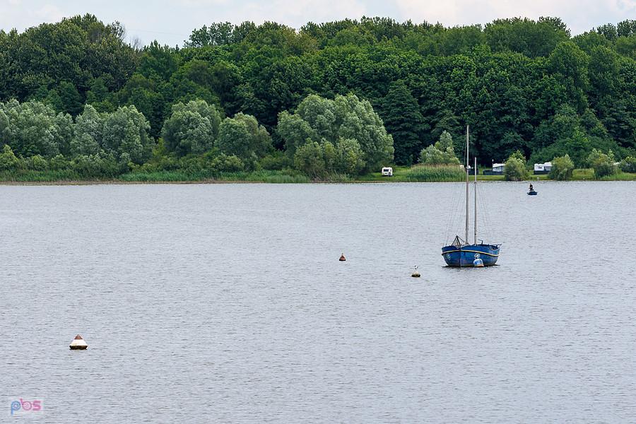 Zalew Przeczyce widziany z małej tamy - Boguchwałowice