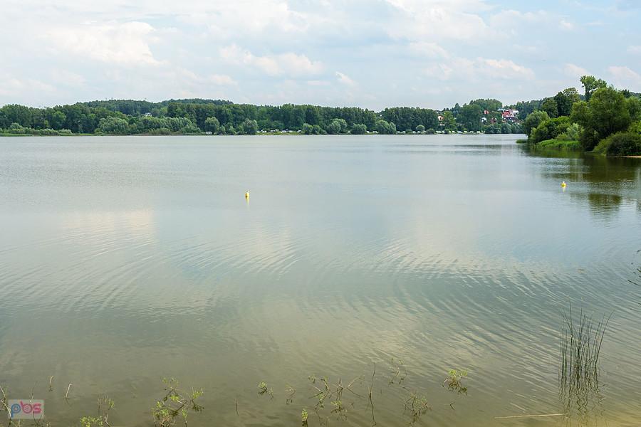 Zalew Przeczyce widziany z małej tamy - Boguchwałowice
