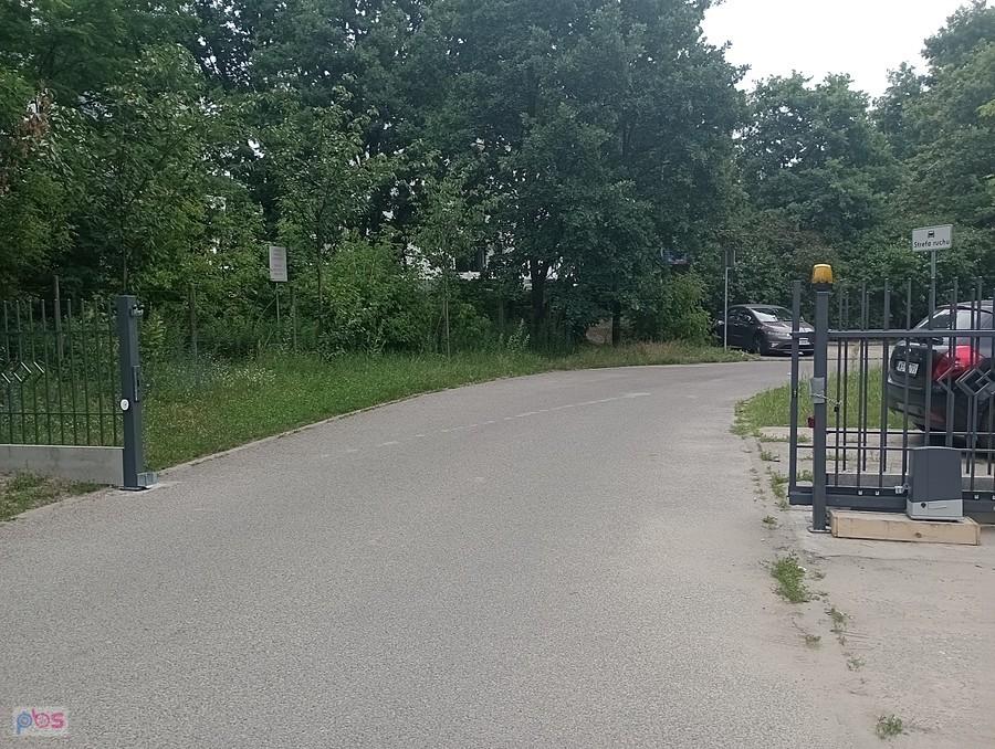 Jeszcze otwarte