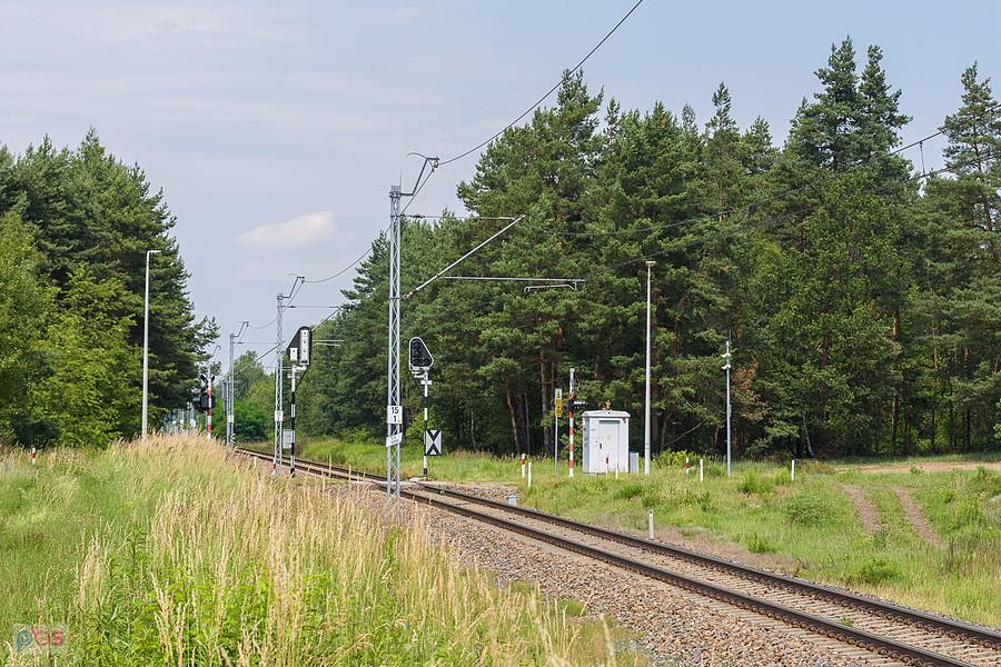 Miejscówka w Starym Broniszewie, linia D29-146, szlak: Cykarzew - Brzeźnica nad Wartą.