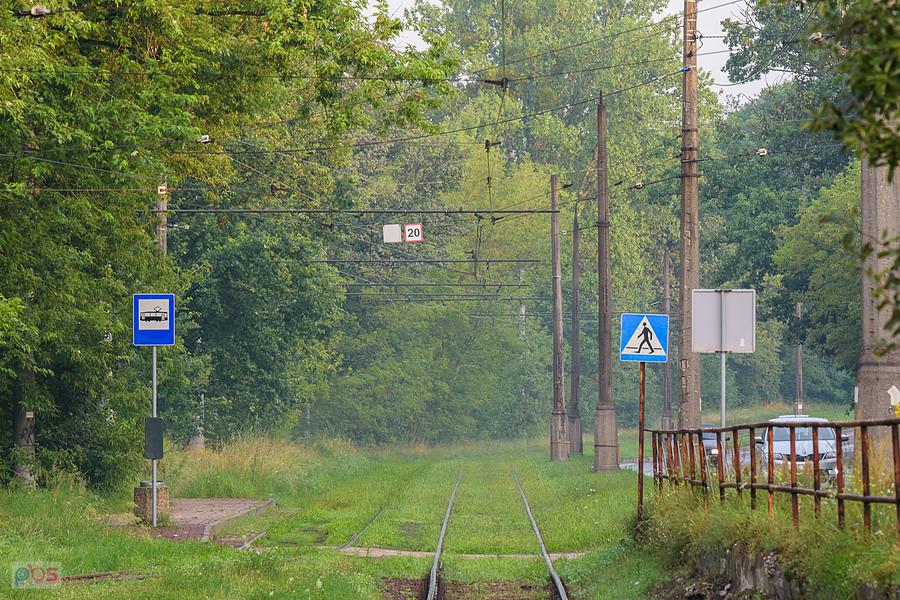 Częstochowa, torowisko i pętla Kucelin-Szpital o poranku, po modernizacji wiele się tu zmieni.