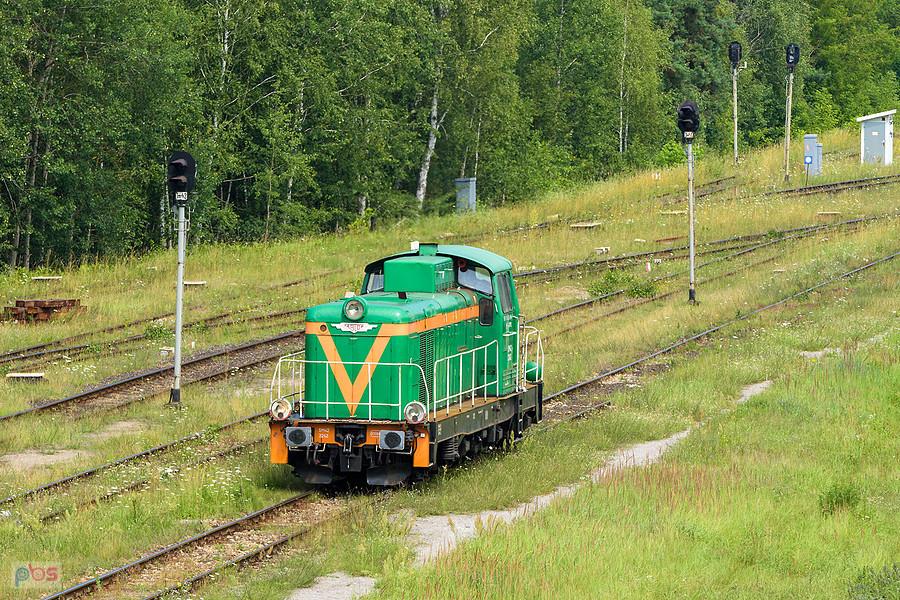 SM42-2242 manewruje na terenie bocznicy
