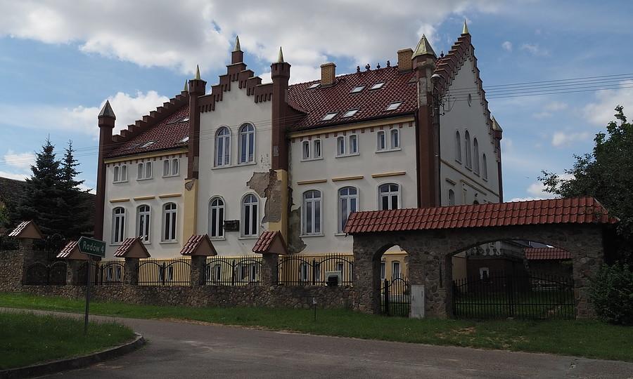 Pałacyk w Siennie