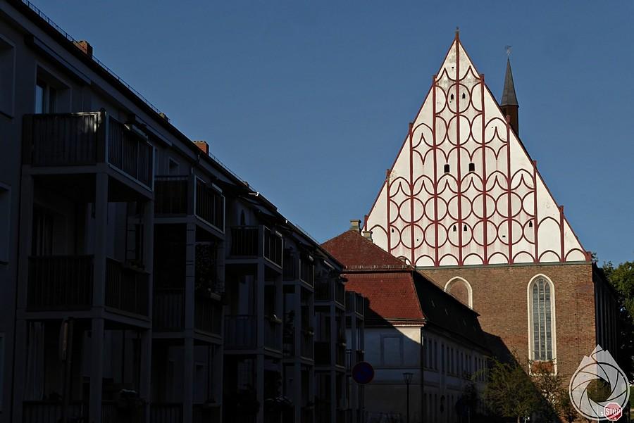 Frankfurt na Odrą od tyłu strony