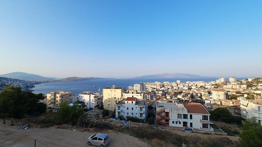 Saranda o poranku.