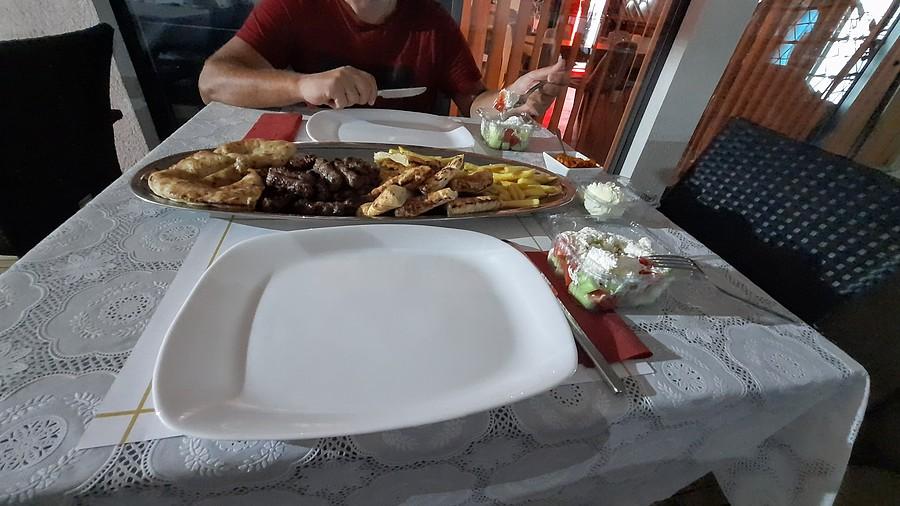 Porządna Serbska kolacja.