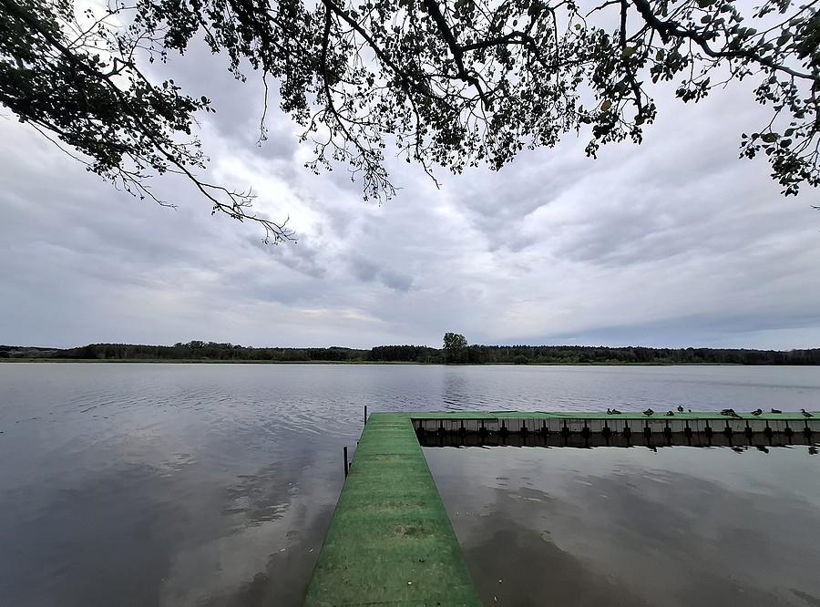 Pochmurny klimat Jeziora Lusowskiego