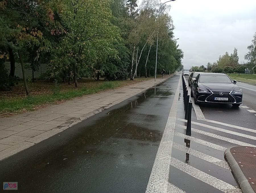 Tu tylko widać, że padało