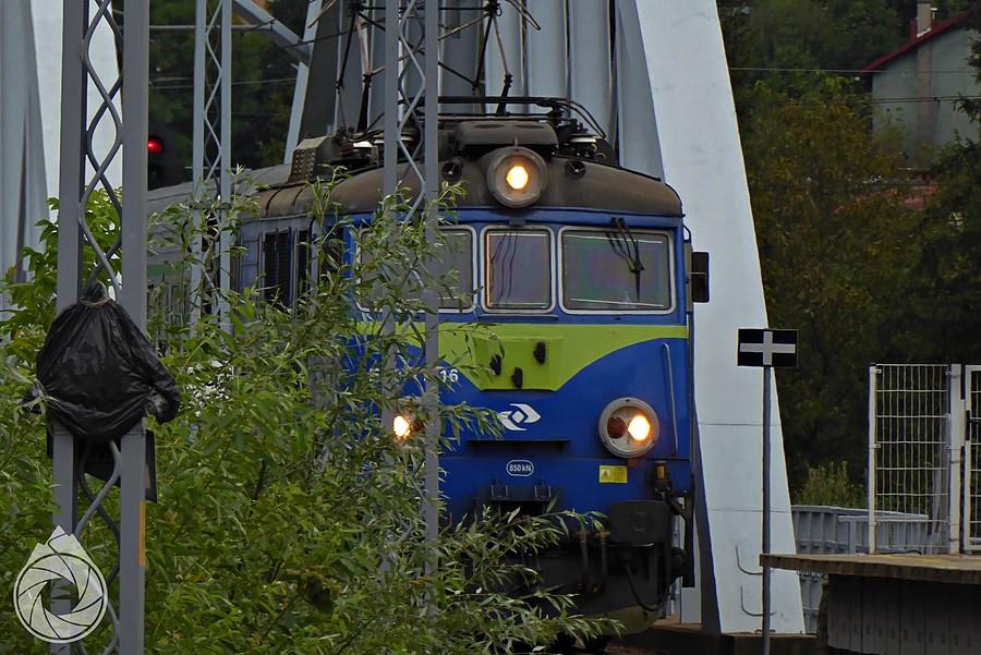 TLK KARPATY: ej, chcesz coś z Avonu?