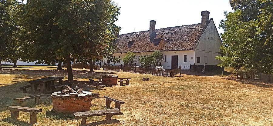 Skansen Szantodpuszta (z początku XIX w,)