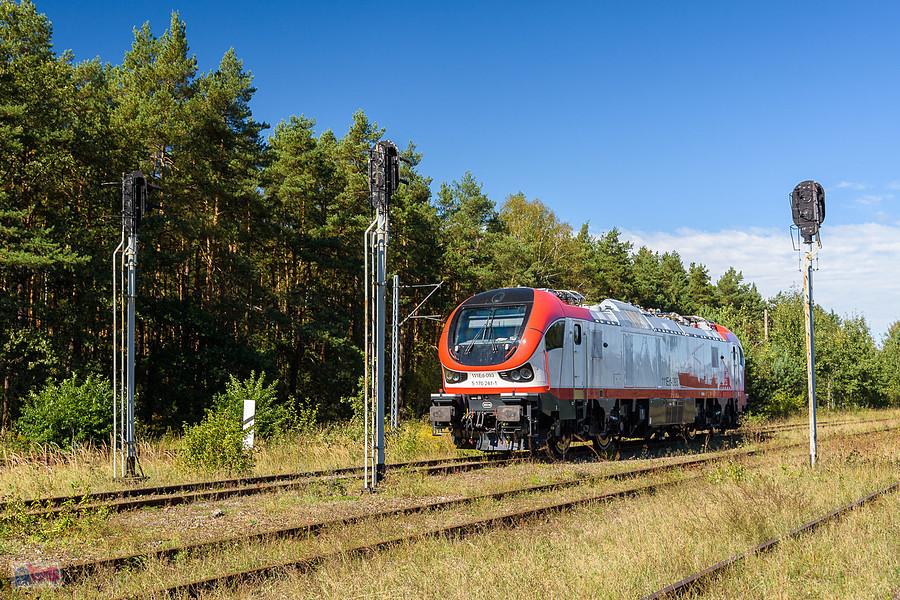 Gama 111Ed-093 na terenie bocznicy Liberty Częstochowa