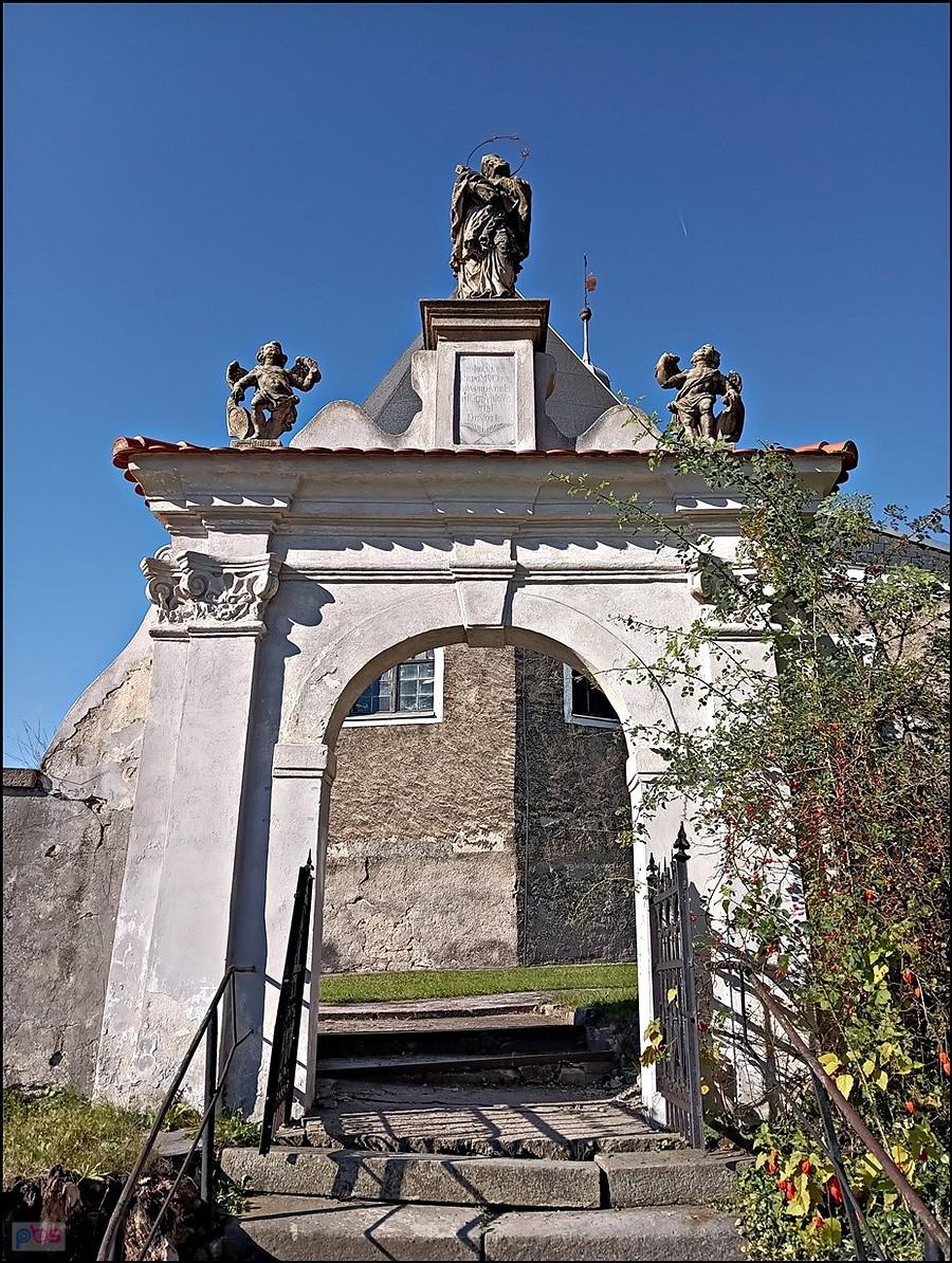 św. Jan Nepomucen - Domaszków