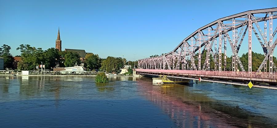 Odra w Głogowie na dzień przed wielką falą