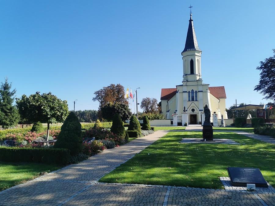 Sanktuarium w Pieczyskach