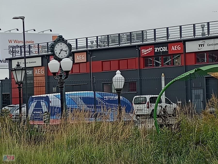 Niezmiennie pokazuje ten sam czas