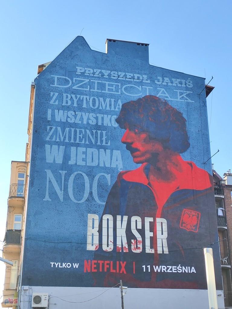 netflixowy mural