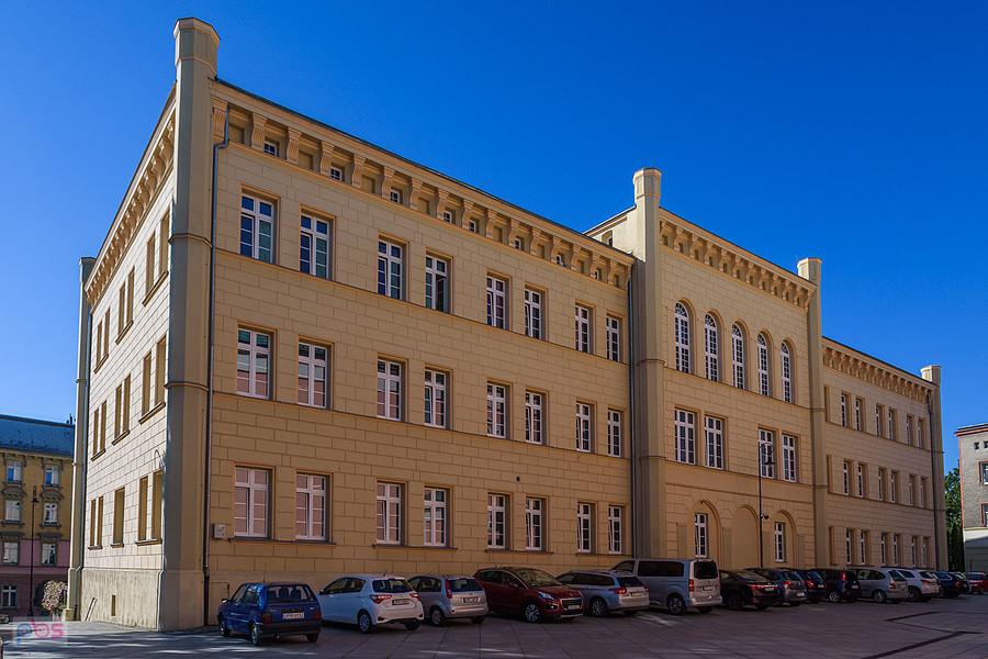 Prudnik - Szkoła Podstawowa nr 1 im. Bohaterów Westerplatte