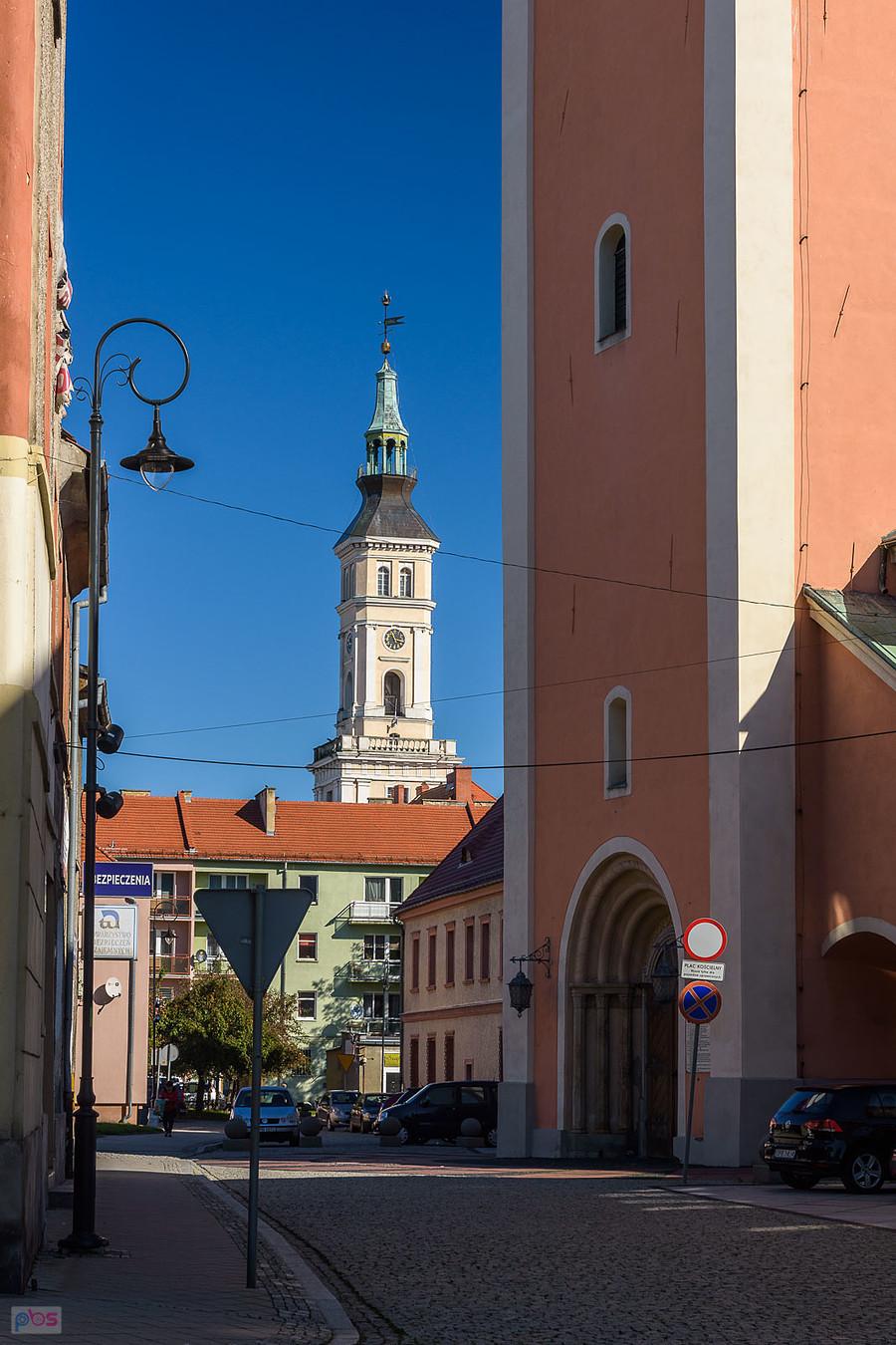 Prudnik - widok na wieżę ratuszową