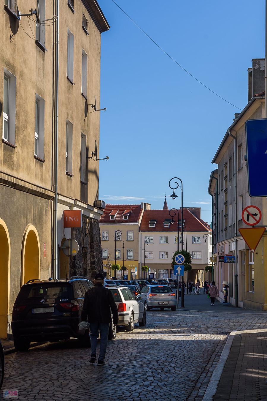 Prudnik - ul. Piastowska - widok w kierunku rynku