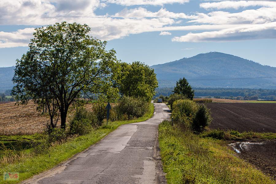 Szybowice - widok na Sudety