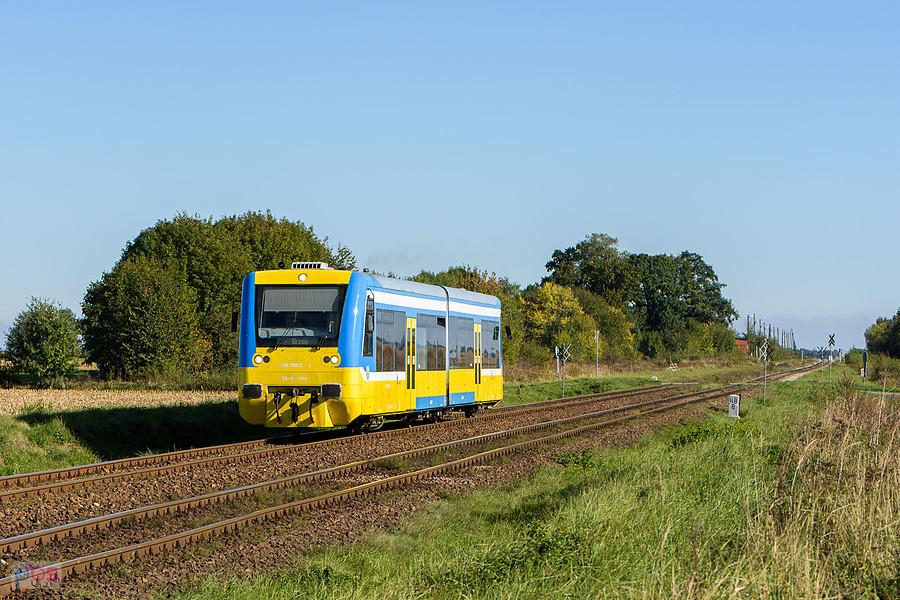 Szlak: Prudnik - Nowy Świętów, linia D29-137. SA109-008 jako poc. R 46625 (Kędzierzyn-Koźle - Brzeg) odjechał z po. Szybowice.