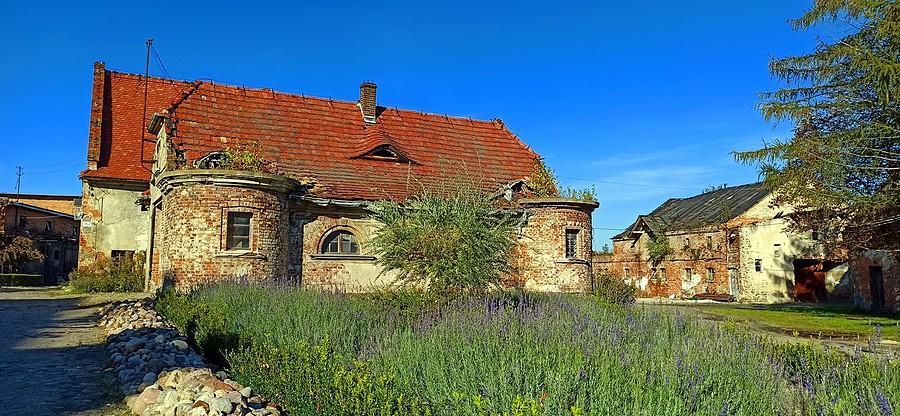 Zabudowania folwarczne majątku w Dalkowie